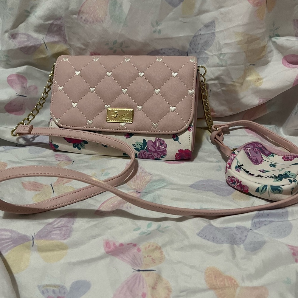Lightly used Betsy Johnson dual tone handbag